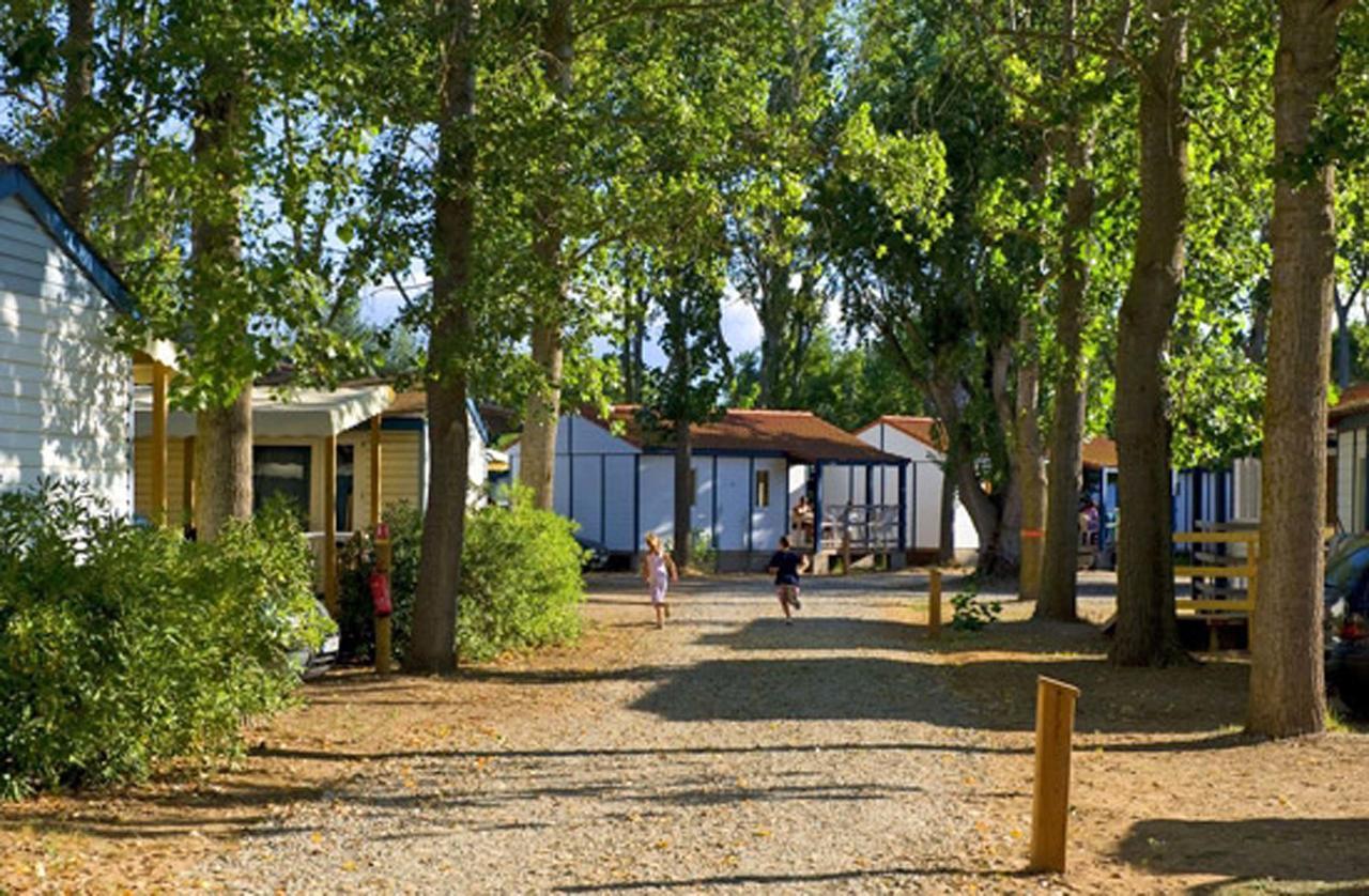 Camping La Dune Vias Exterior foto